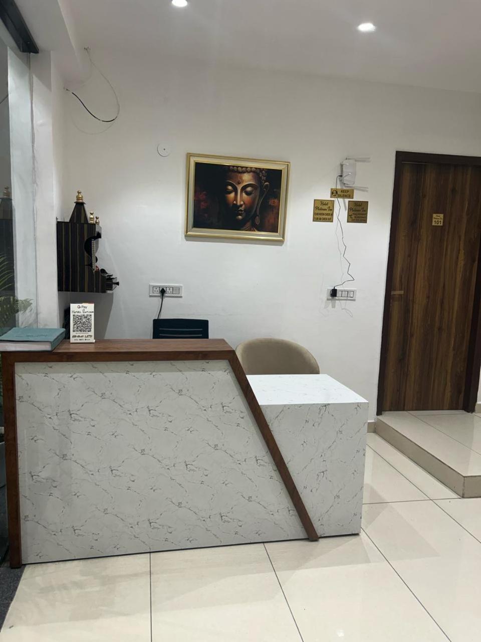 Hotel Platinum Inn Лудяна Екстериор снимка